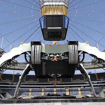 U2_360__Commerzbankarena_2010_1